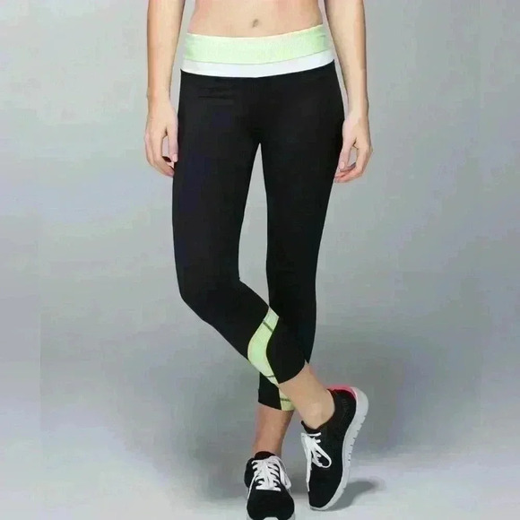 Lululemon Run: Inspire Crop II
Black / Tonka Stripe Clear Mint White - Picture 3 of 9